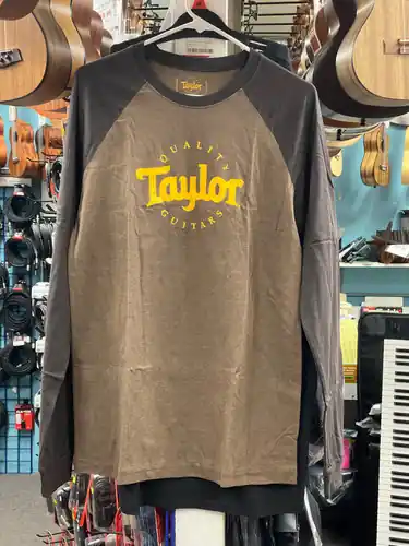 20215 Baseball T-Shirt (Medium) : Taylor Don’t Miss Out