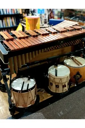 Adams Solist Xylophone XS2HV40, Rosewood, 4 Octave, with cover. COLLECTION ONLY Fast Shipping
