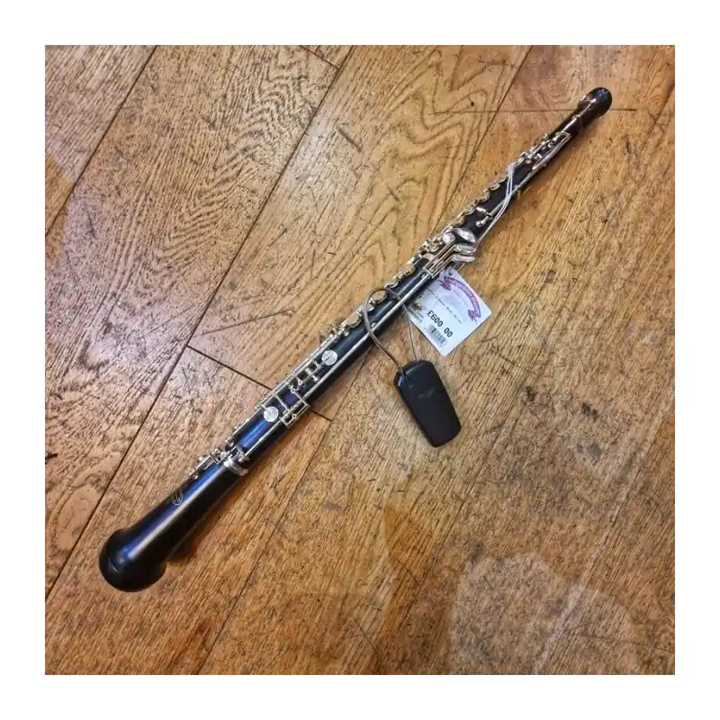 Buffet Wooden Oboe, in nice condition complete with hard case Free Shipping