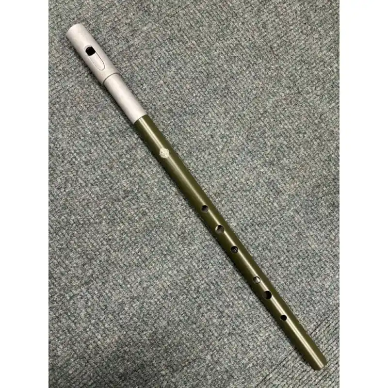 Modern Glenluce Low D Whistle Tuneable Aluminium body in Moss Green