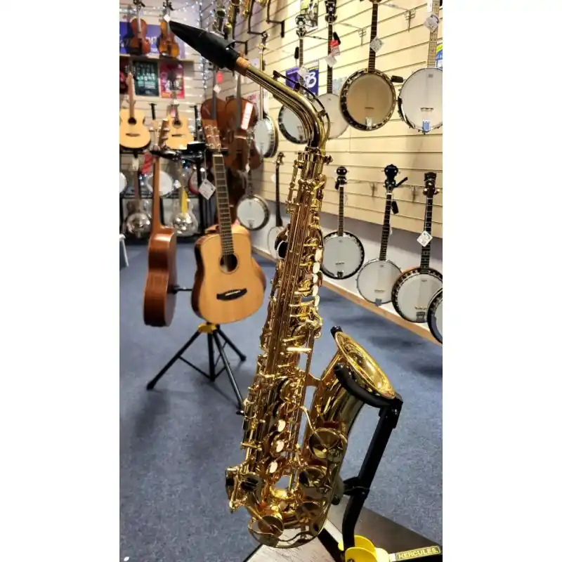 Yamaha YAS-280 Alto Saxophone in nice condition complete with extra Theo Wanne mouthpiece & hard case Luxury