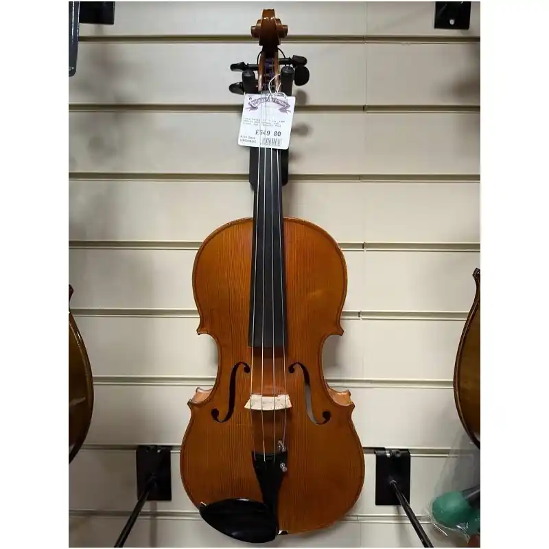 Save Now Franz Sandner 16inches Viola. 1990. Made in West Germany. VGC. W\\/Case, Bow & Shoulder Rest.