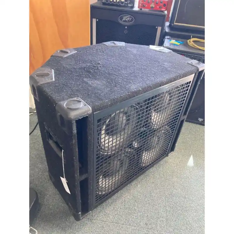 Best Choice Gallien-Krueger 410RBH\\/8 8 Ohms 4 x 10 inch speakers with tweater Bass Cab with Casters. Late 90s. 800W. We