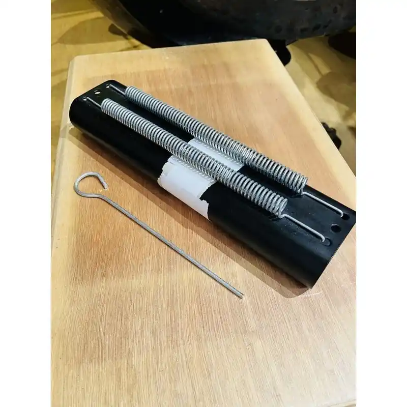 Bulk Order Reco Reco, metal tube with two springs and scraper. Liverpool brand