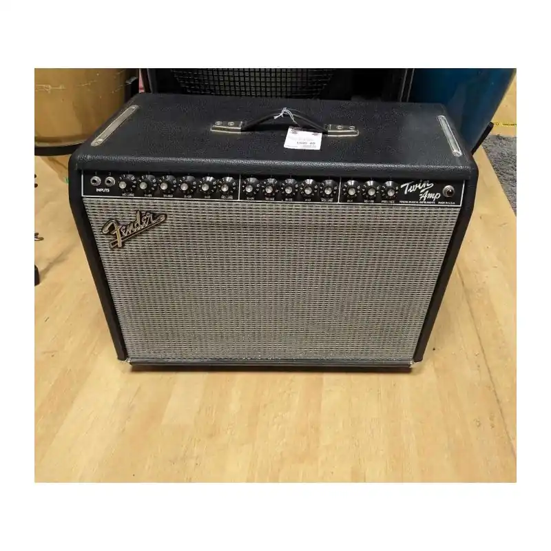 Fender Twin-Amp 2-Channel 100-Watt 2x12 Guitar Combo. Made in the USA 2001 SN:LO653848 Trusted Brand