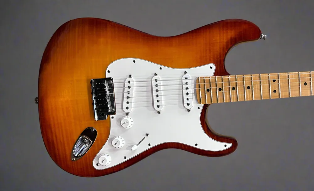 Trusted Brand Used Select Strat '12– Dave's Guitar Shop