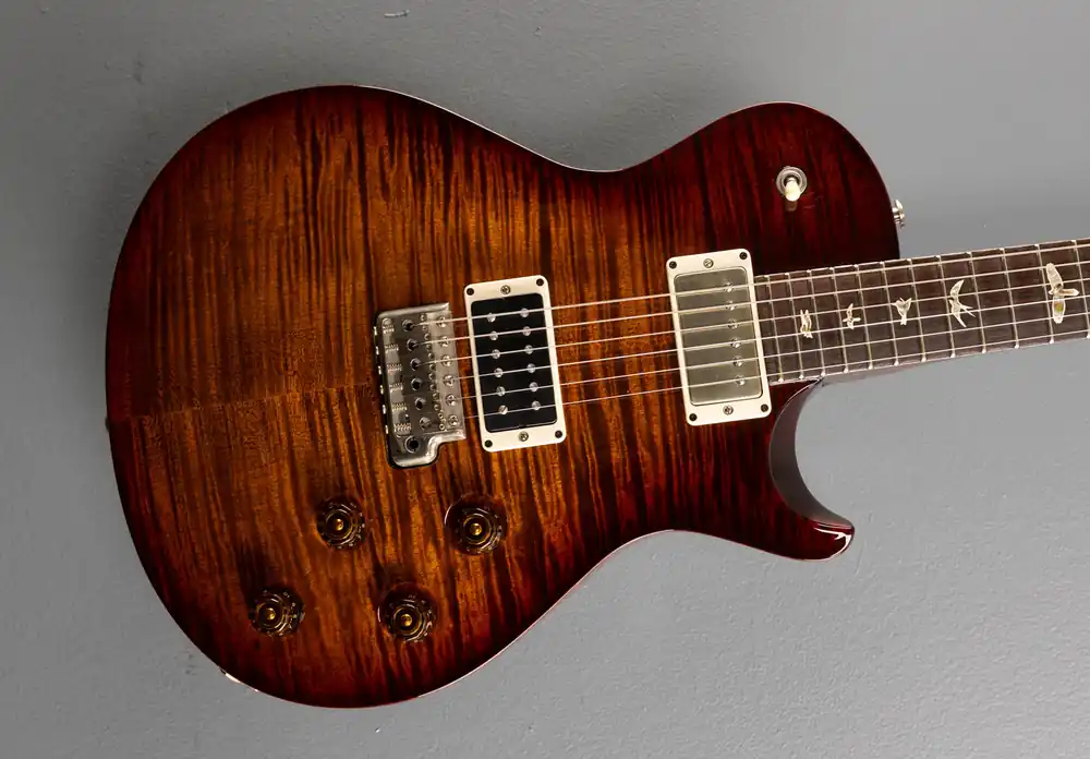 Don’t Miss Out Mark Tremonti Signature Tremolo 10 Top '13– Dave's Guitar Shop