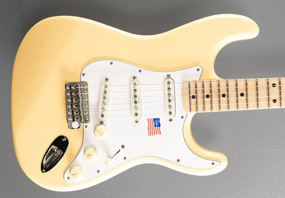 Flash Sale Yngwie Malmsteen Stratocaster - Vintage White w/Maple– Dave's Guitar Shop