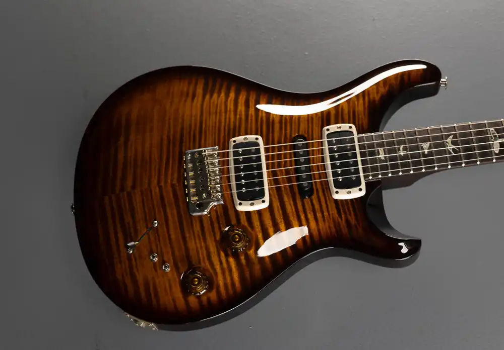 High Quality Modern Eagle V, '23– Dave's Guitar Shop