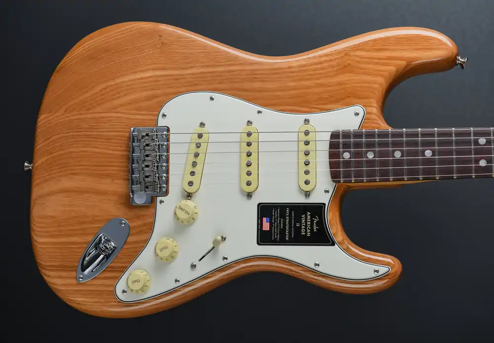 Money Back Guarantee American Vintage II 1973 Stratocaster - Aged Natural w/Rosewood– Dave's Guitar Shop