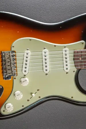 1960 Journeyman Relic Strat– Dave's Guitar Shop Cheap