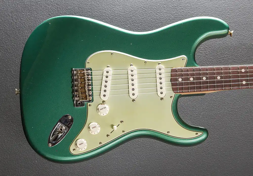 Clearance 1960 Journeyman Relic Strat– Dave's Guitar Shop