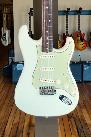 1960 Journeyman Relic Strat– Dave's Guitar Shop Trusted Brand
