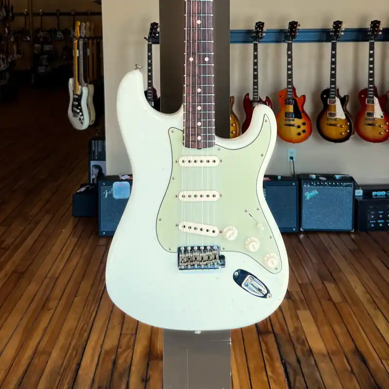 1960 Journeyman Relic Strat– Dave's Guitar Shop Trusted Brand