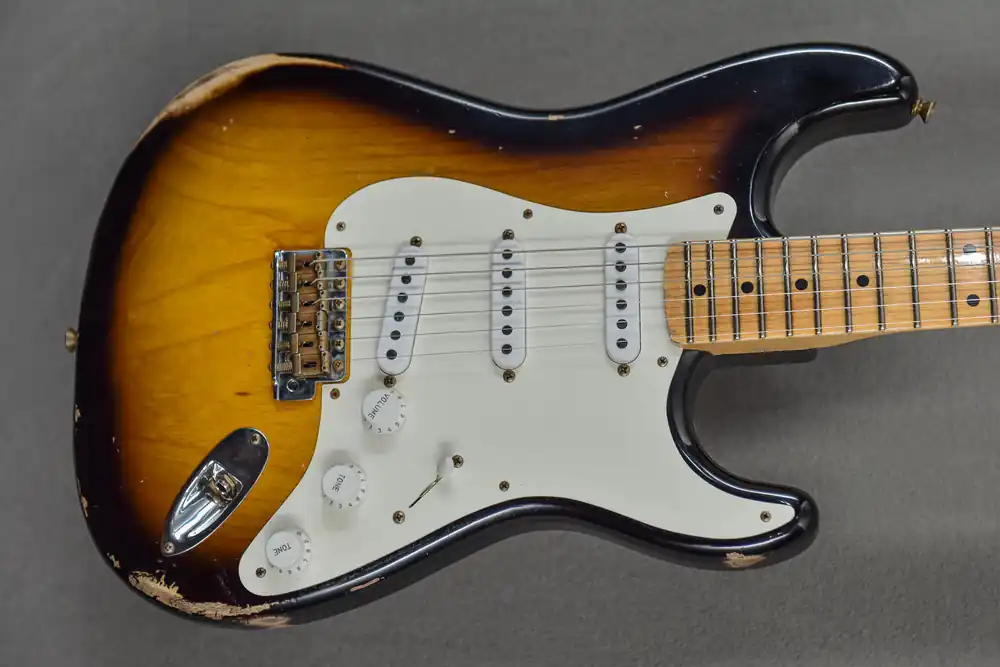 Free Returns 1955 Relic Strat– Dave's Guitar Shop