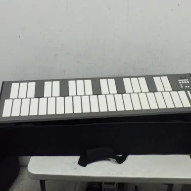 Fresh Stock Used Pearl EM1 MALLETSTATION Percussion Instrument